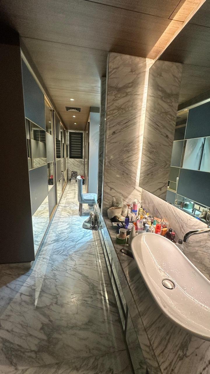 Builder Floor With Terrace Fully Furnished Available for rent in A-Block, DLF Phase-1